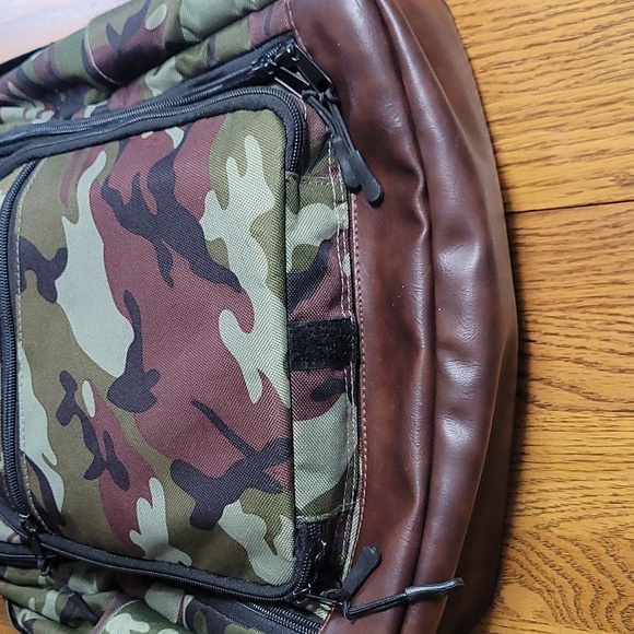 Camo Rager Backpack - Picture 3 of 11